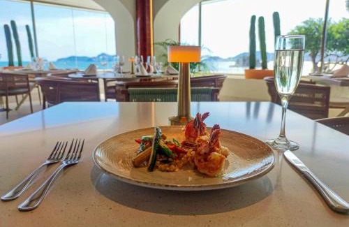 Costera Acapulco Hotel | Fiesta Americana Acapulco Villas