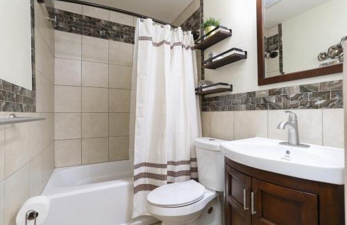 Arena District Apartamento | Fiesta! mins to Frost Bank CTR, Riverwalk Alamo