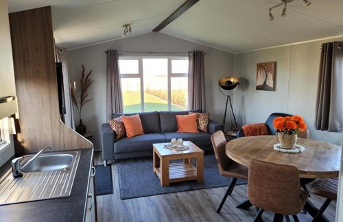 Bommel Chalet De Esquí | Fiets & Relax Chalet