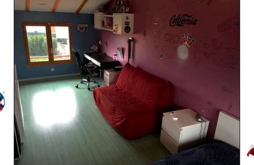 Genas Casa | Copa Mundial Femenina de la FIFA: Habitación para 4 personas con piscina y aire acondicionado.