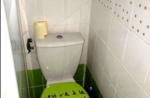 Genas Casa | Copa Mundial Femenina de la FIFA: Habitación para 4 personas con piscina y aire acondicionado.