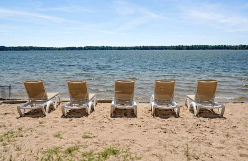Mayfield Apartamento | Fife Lake Lodge 3 Multi-Level Units in One!