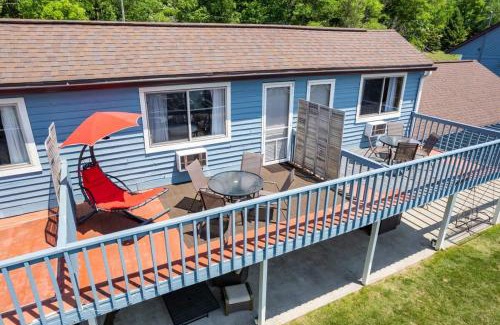 Mayfield Apartamento | Fife Lake Lodge 3 Multi-Level Units in One!