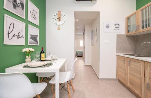 Kos Apartamento | Fifika's Beachside House