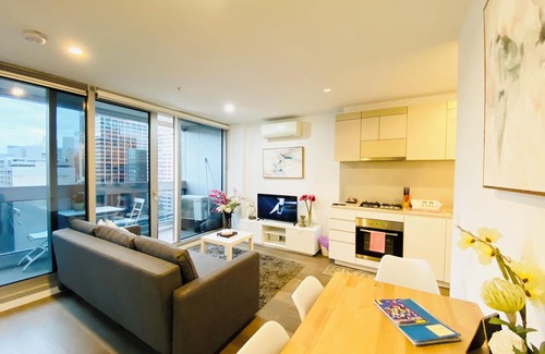Docklands Apartamento | ❤️FIFTS03/InnerCBD/1Min To Station/FREE(Pool/GYM/Tram)