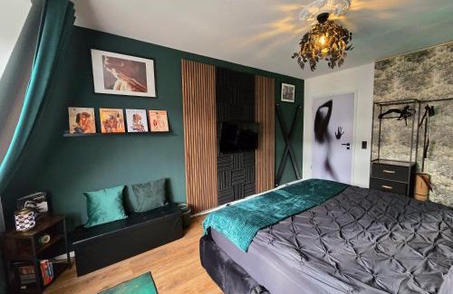 Leipziger Vorstadt Apartamento | Fifty Shades of Green P18 Apartment
