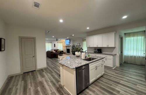 Lubbock Casa | Fifty5 Modern Westmont Retreat