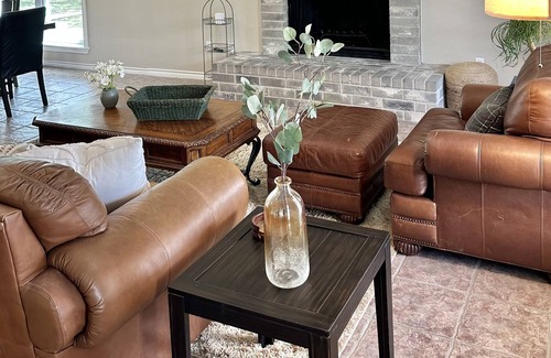 College Station Casa | Fighting Aggie Farmhouse ~ Aggieland Vacation Rentals
