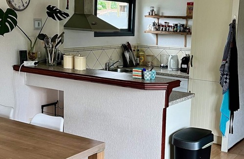 Krachtighuizen Chalet De Esquí | Fijn Ruim Chalet met bos en Heide op Loopafstand!