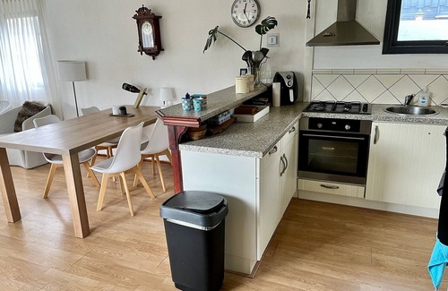 Krachtighuizen Chalet De Esquí | Fijn Ruim Chalet met bos en Heide op Loopafstand!