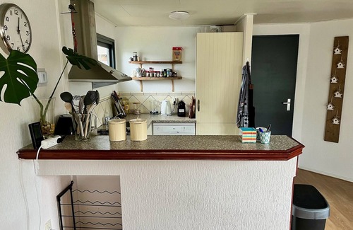 Krachtighuizen Chalet De Esquí | Fijn Ruim Chalet met bos en Heide op Loopafstand!