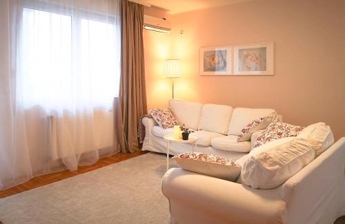 Novi Sad Apartamento | FilinHome Supljikca Suite