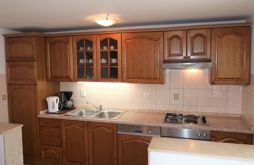 Vinisce Apartamento | Filip Jakov by Interhome