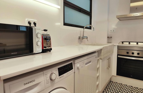 La Nova Esquerra de l'Eixample Apartamento | Filmoteca Sarrià 3- your home away from home