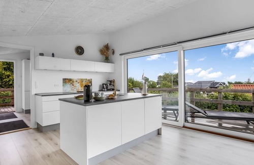 Bjert Casa | "Fin" - 150m from the sea by Interhome