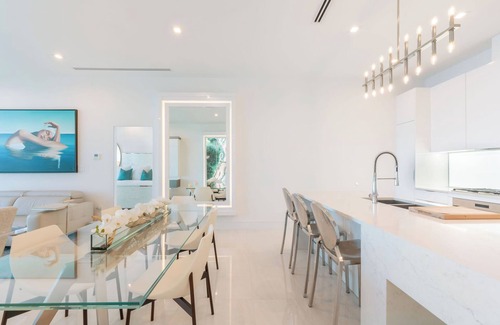George Town Condominio | Fin #16 - Luxurious Oceanfront Condo