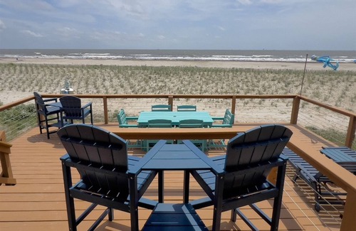 Grand Isle Casa | Fin and Bridge - Beachfront - Island Realty
