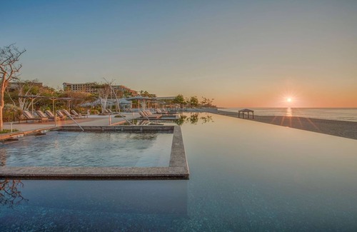 San Jose del Cabo Villa | Find Paradise in this Luxury Villa nestled in the corridor of Cabo San Lucas!