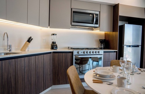 Guadalajara Apartamento | Financial District! Modern Getaway