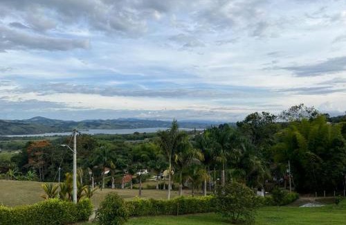 Yotoco Casa | Finca Aguadalupe, Lago Calima