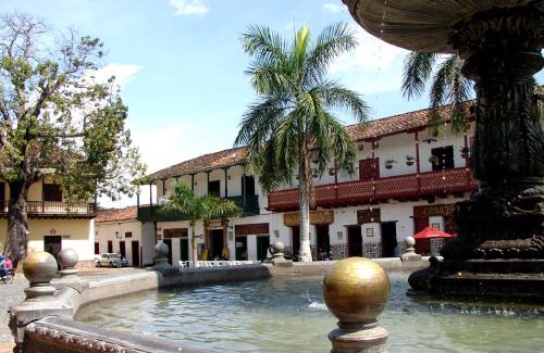 Santa Fe de Antioquia Casa | Finca con Piscina Privada en Santa fe de Antioquia