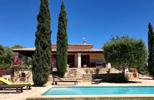 Maria de la Salut Casa | Finca Es Pujol