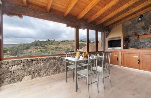 La Solana Villa | Casa de vacaciones Tinamar II con vistas a la montaña, piscina, Wi-Fi y jardín