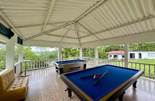 Villavicencio Cama Y Desayuno | Finca Hotel Windsor Campestre