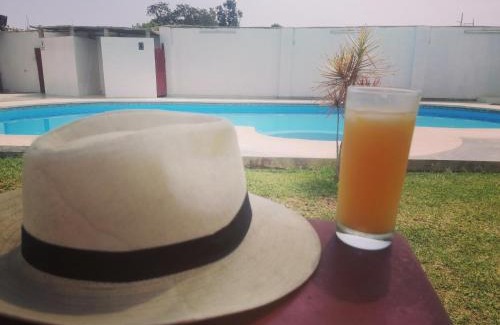 San Vicente de Canete Casa | Finca Julie Rey, bonita casa de campo con piscina y comedor campestre