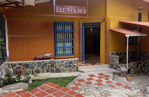 Alegrias Cabaña | FINCA LLUVIARES Reserva Natural, un espacio para caminar con el sonido del rio
