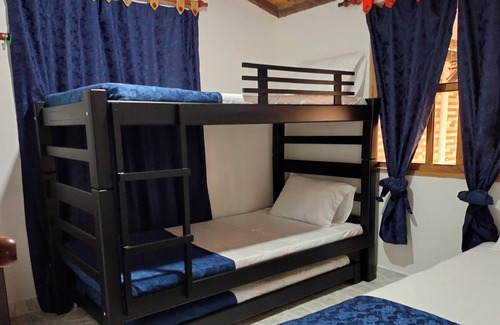 Apiay Casa | Finca Privada con Casa en Madera Tipo Chalet, !a 15 min del Centro!
