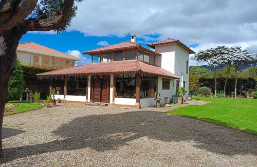 Chia Casa | Finca San Carlos vive una conexión con la naturaleza, y disfruta del paisaje