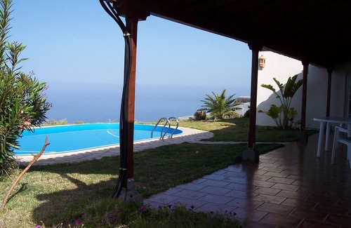 Tijarafe Casa | Finca con piscina e impresionantes vistas al mar, directamente sobre el mar a 220 metros sobre el nivel del mar.
