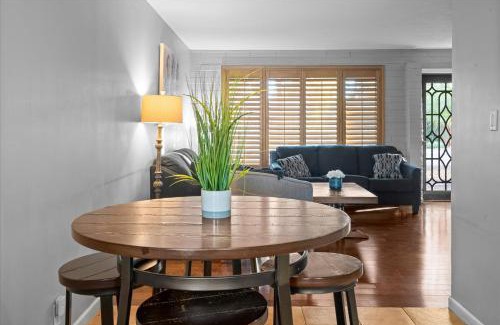 South Scottsdale Casa | Find Me Under The Palms