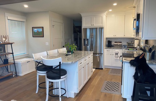 Laconia Casa | Find peace and get centered at Midpoint on Paugus Bay, Lake Winnipesaukee, NH.