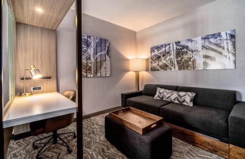Oakland Casa | FIND SUITE SOPHISTICATION AT OAKLAND, CA