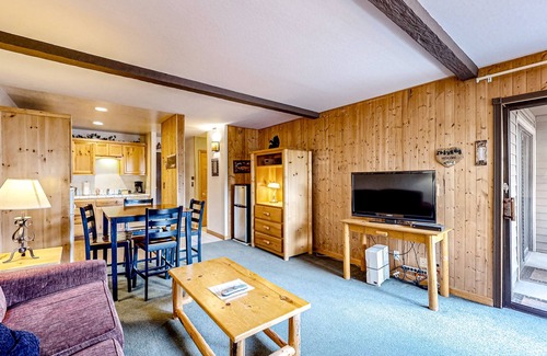 South Lake Tahoe Condominio | Find your perfect getaway to Lake Tahoe and Heavenly