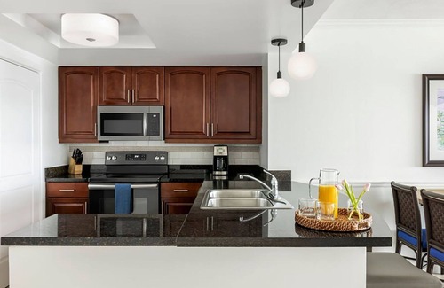 Flag Hill Complejo | 𝐅𝐢𝐧𝐝𝐢𝐧𝐠 𝐌𝐞𝐢𝐥𝐢 Beachfront Dream Getaway @Frenchman's Cove Resort, 2BR