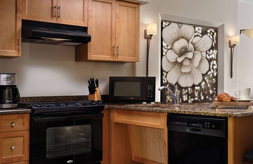 North Scottsdale Complejo | 𝐅𝐢𝐧𝐝𝐢𝐧𝐠 𝐌𝐞𝐢𝐥𝐢 Desert Oasis Resort Amenities Included! 2BR
