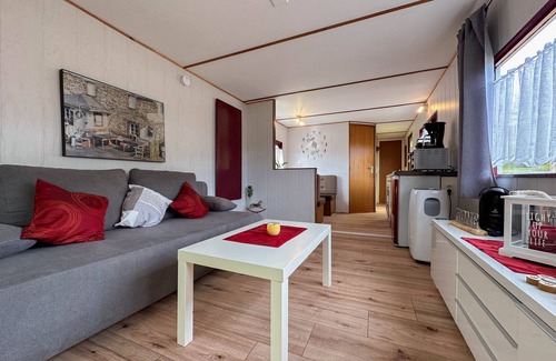 Meisburg Chalet De Esquí | Fine chalet bei a lively bistro and pool