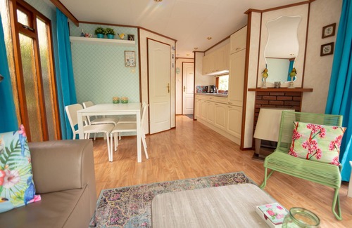 Bosgebied Hoenderloo Chalet De Esquí | Fine cottage 41 + garden on beautiful child-friendly park in nature