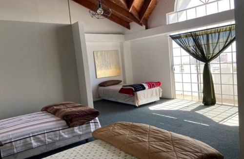 Centro Carretera Otro | Fine Family-sized Castle with balcony and ocean view.