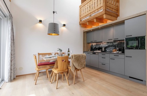Haus im Ennstal Apartamento | Fine split-level apartment with a private sauna