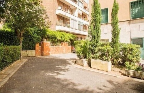 Quartiere Coppede Apartamento | Finamente renovado apartamento W / WiFi, TV vía satélite, aire acondicionado en el centro de la ciudad de Roma
