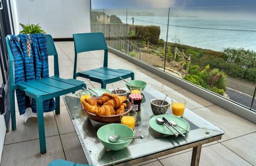 Castallack Casa | Finest Retreats - Blue Seas