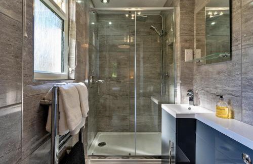 Wedmore Casa | Finest Retreats - Rosebud Cottage
