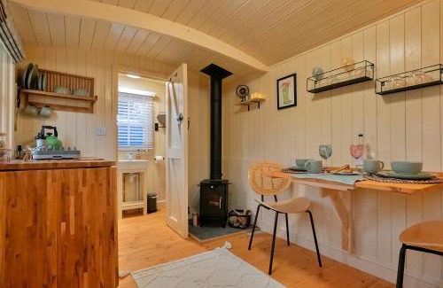 Brackley Chalet De Esquí | Finest Retreats - The Chicken Hut