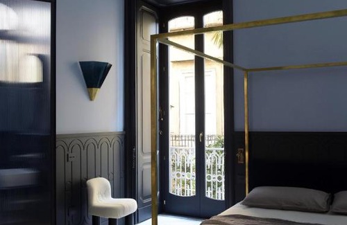 Chiaia Casa | Finestra Filangieri