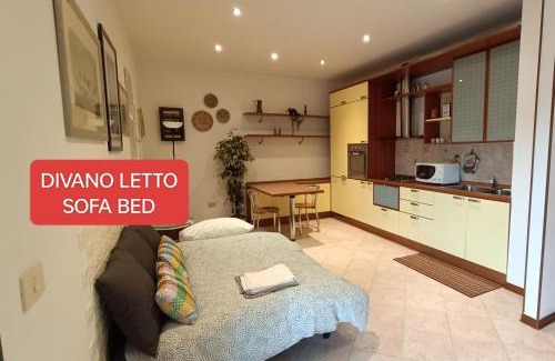 Ronchi dei Legionari Apartamento | Finestre Verdi appartamento con parcheggio