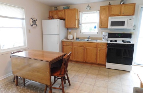 Cayuga Cabaña | Finger Lakes -Sunset Cottage en el hermoso lago Cayuga! -Azul